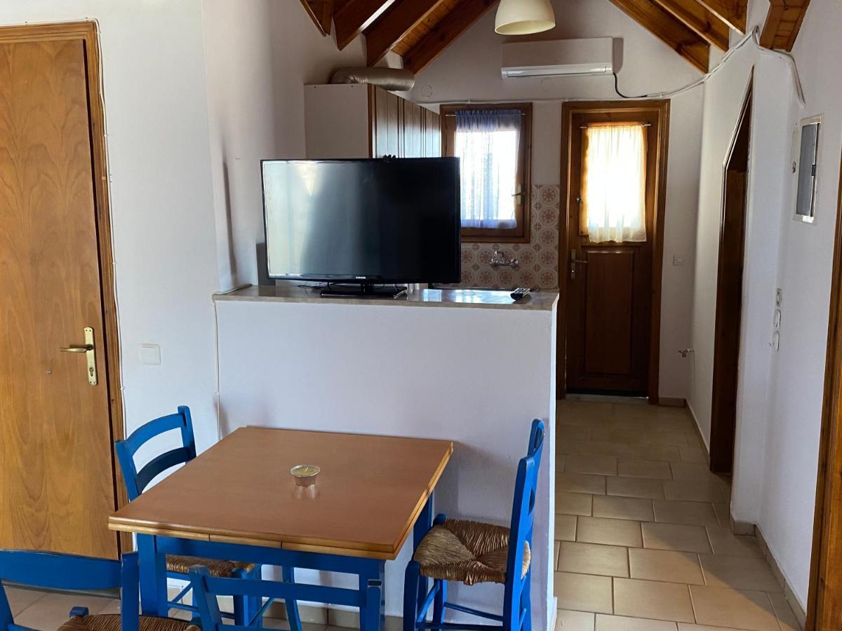 Assos Marina Apartment Luaran gambar
