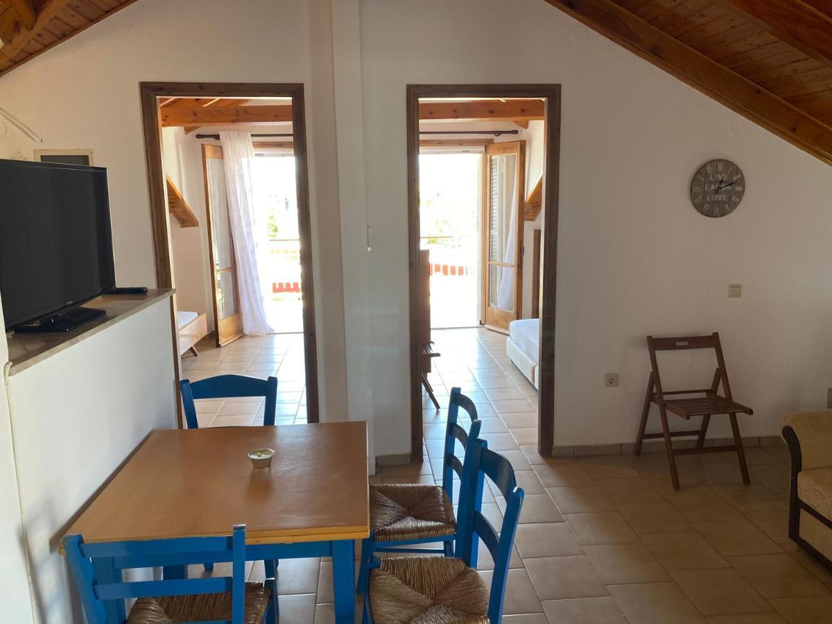 Assos Marina Apartment Luaran gambar