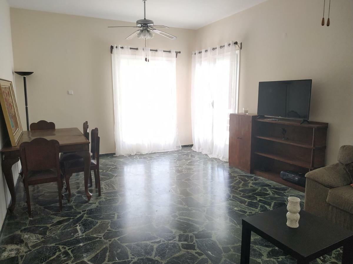 Assos Marina Apartment Luaran gambar